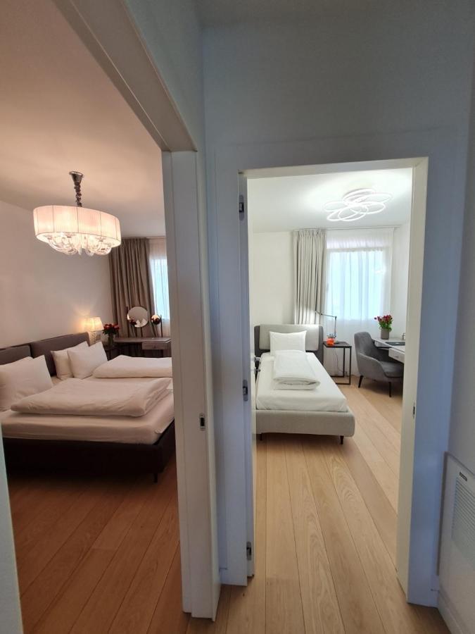 Sole Di Diana Luxury Apartments Peschiera del Garda Luaran gambar